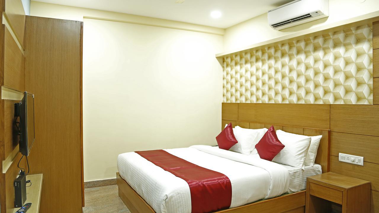 Shoba Elite Hotel Bangalore Exterior photo